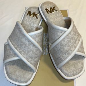 Michael Kors Slide